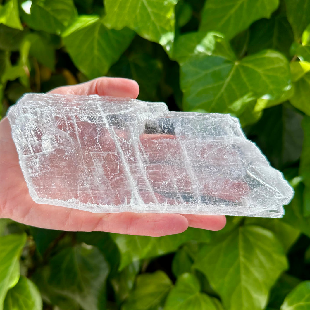 selenite, selenite raw, glitter mountain selenite, mindful mystic crystals