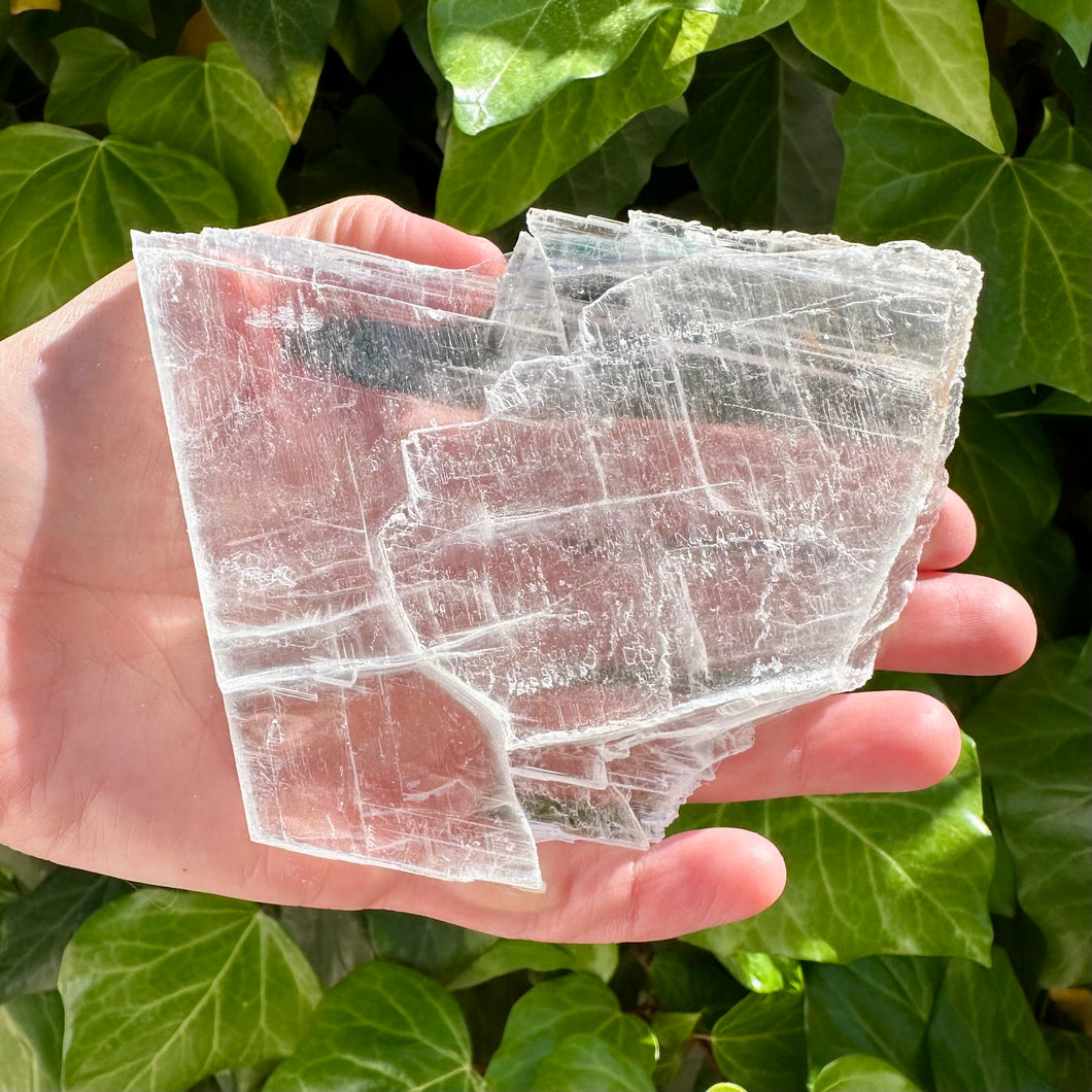 selenite, selenite raw, glitter mountain selenite, mindful mystic crystals
